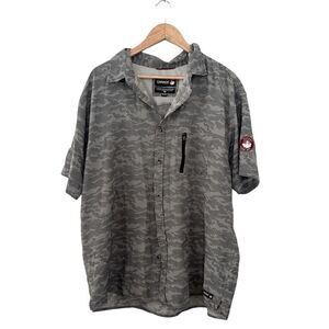 Canada weather gear men’s shirt EUC
